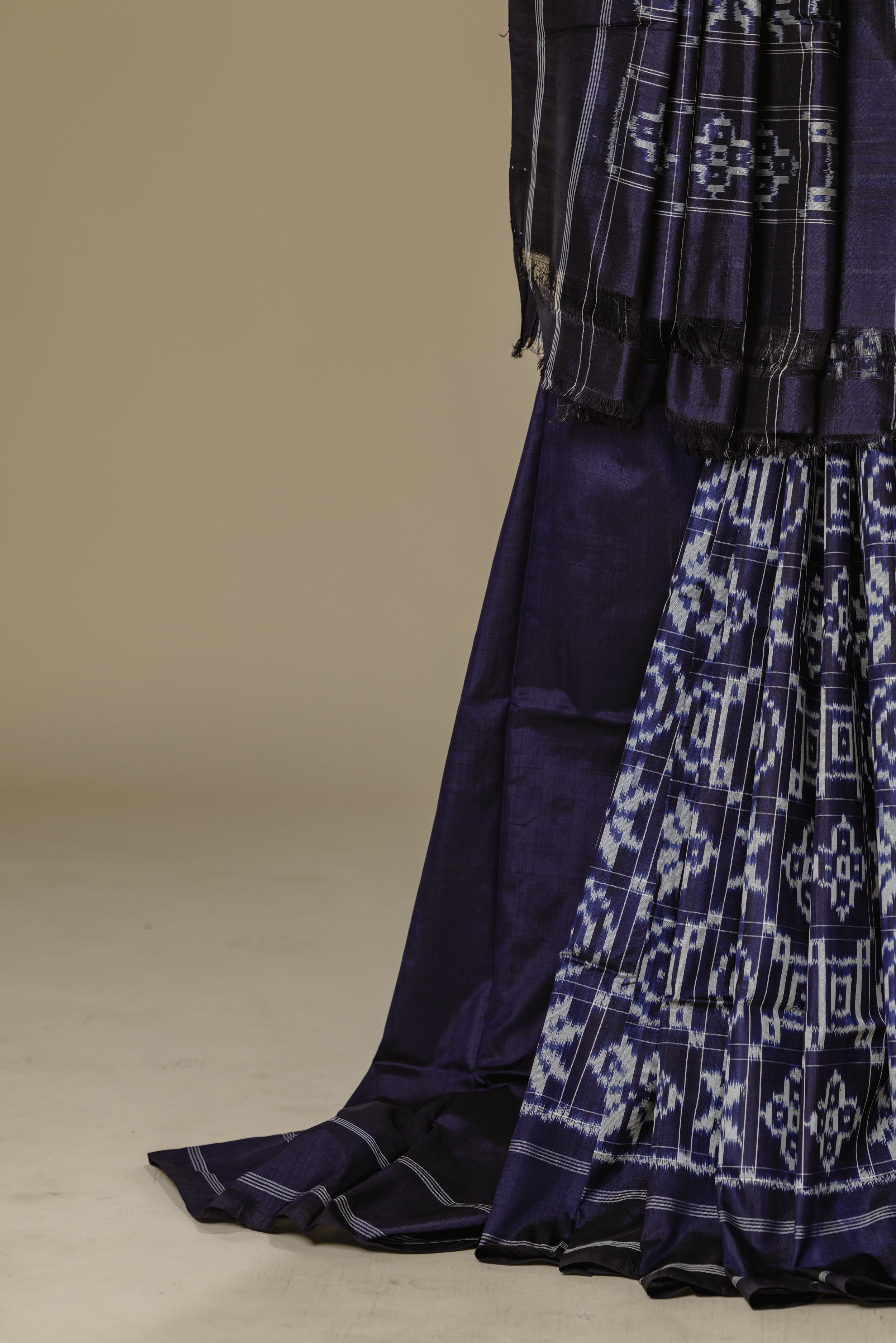 Dark Blue Pochampally Double Ikkat Saree