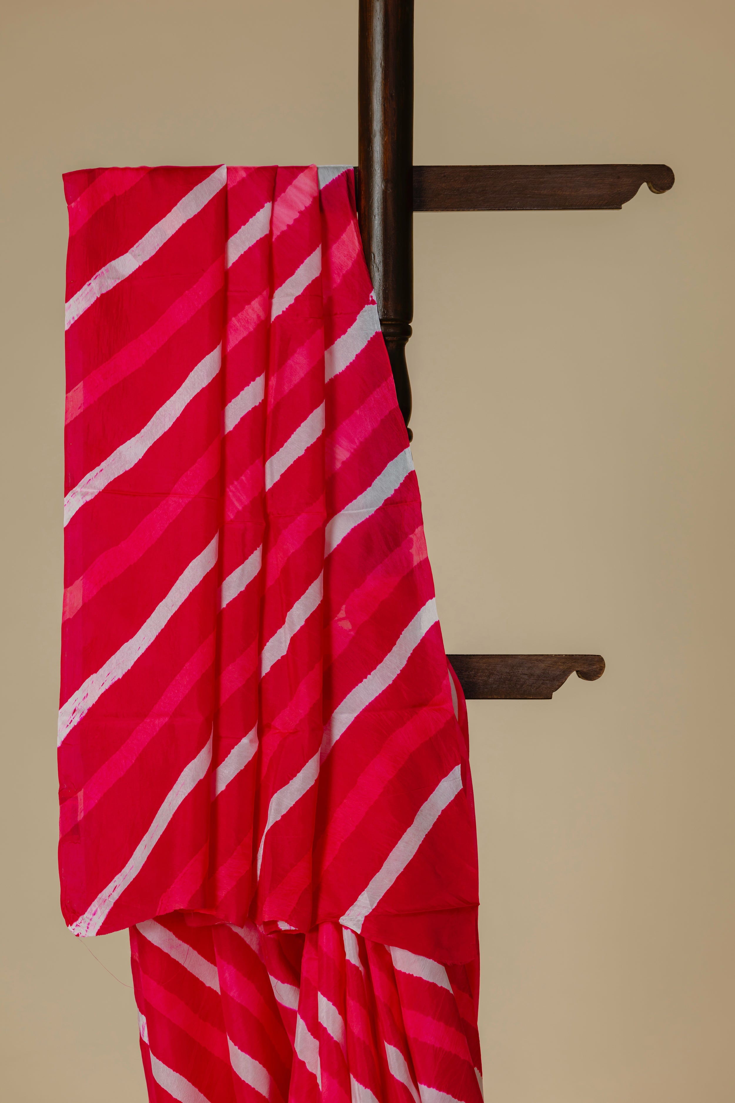 Traditional Red & Pink Leharia Silk Saree